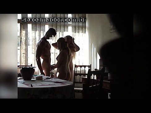 ❤️ 性友邀请巨无霸和他一起玩3P ️ Porn video❤