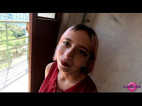 ❤️ 学生Sensual在内陆地区吸食陌生人--在他脸上射精 ️ Porn video❤